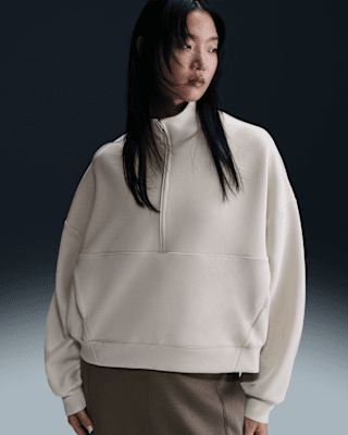 Nike 24.7 ImpossiblySoft Women's Dri-FIT Oversized 1/2-Zip